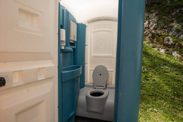 Portable Toilet Options We Offer in Boston, GA
